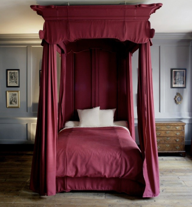 Handel House Museum with original wall colouring reinstated by Patrick Baty