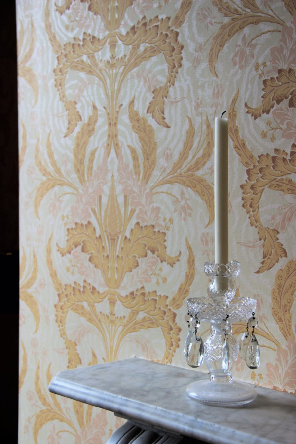 First floor parlour with 1841 design wallpaper made by David Skinner