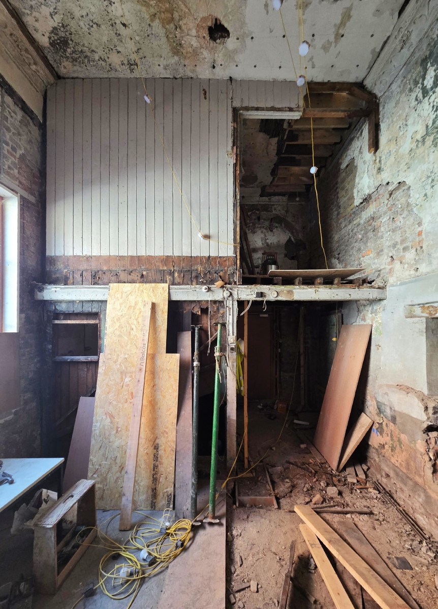 Ground Floor with Mezzanine Removed